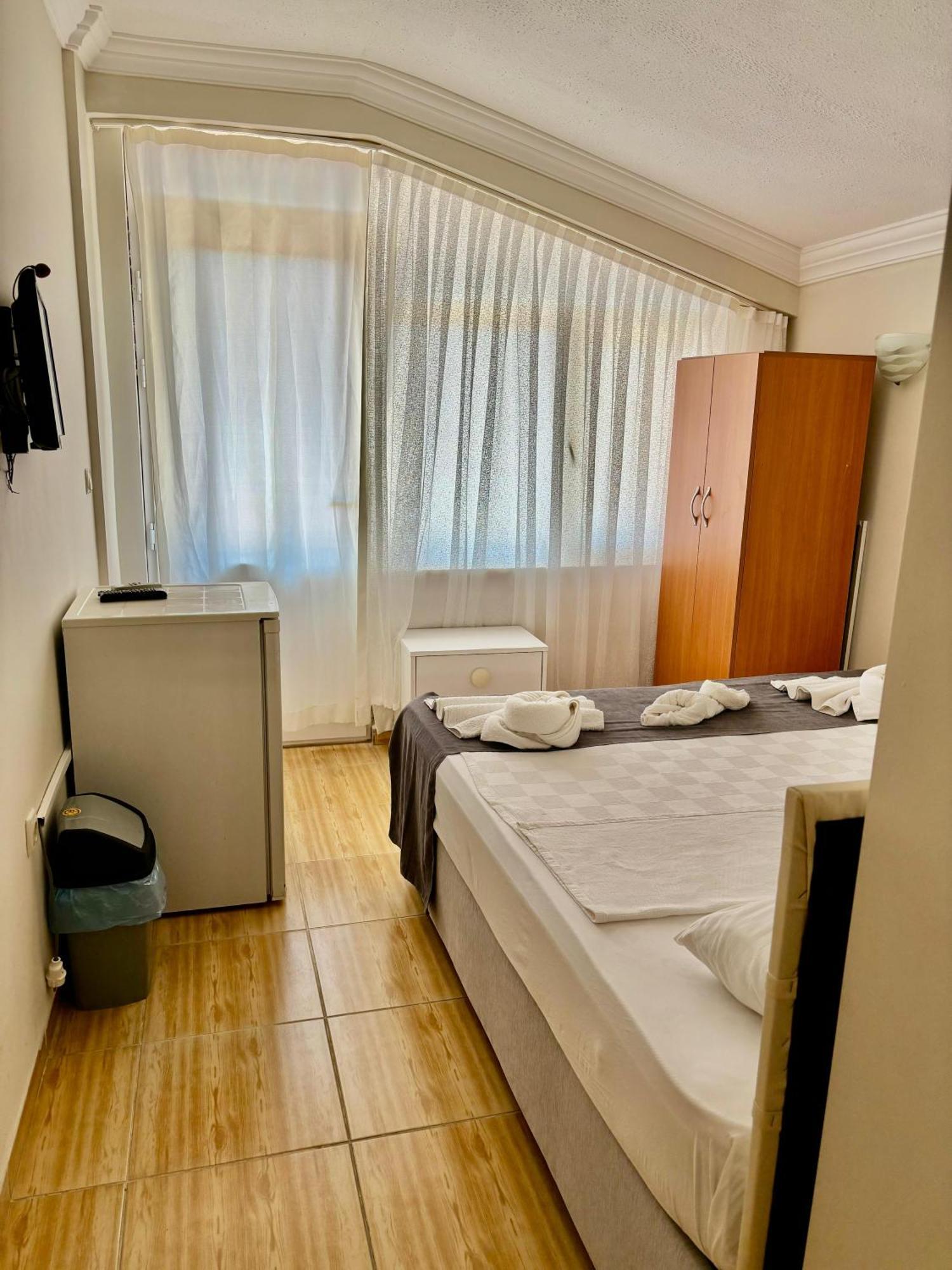 The Beach Sun Otel Didim Exterior photo